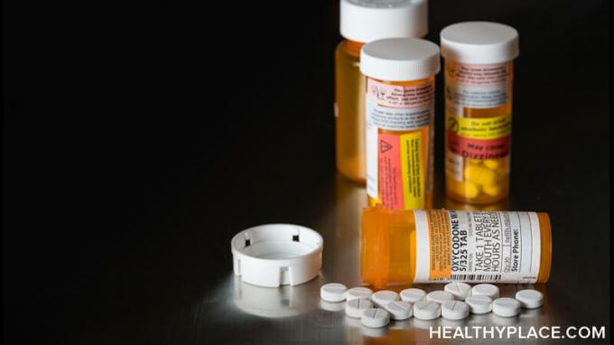 Tämä luettelo opioideista vahvuuden mukaan, opioidien tuotenimet ja opioidien kadunimet ovat hyödyllinen työkalu. Katso HealthyPlacen täydellinen opioidiluettelo.